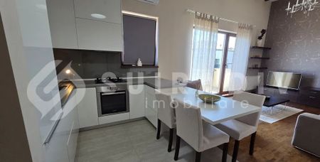 Apartament modern, 3 camere, 2 bai, parcare- Europa - Fotografie 2