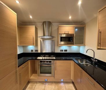 2 bedroom maisonette to rent - Photo 1