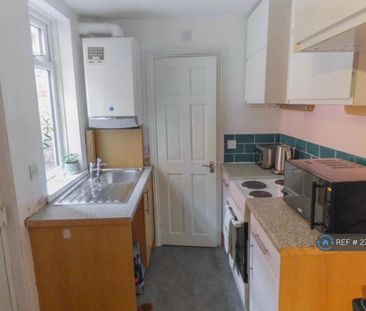 2 bedroom terraced house to rent - Photo 5