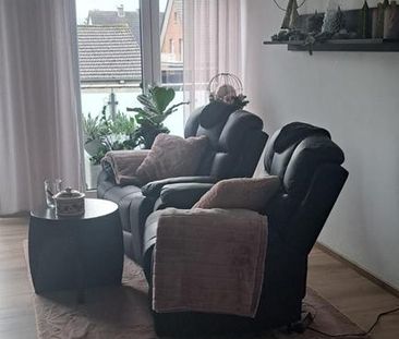 Lichtdurchflutete 67m² 2ZKB Obergeschosswohnung mit Fahrstuhl - Photo 4