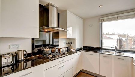 £925 per week (£4,008.33 per month) - Photo 2