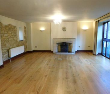 4 bedroom semi-detached house to rent - Photo 2