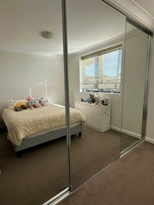 Wollstonecraft - Photo 1