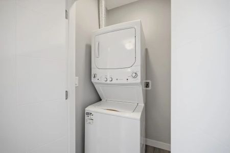 Village on 105th — 1 Bed 1 Bath - B - Photo 5
