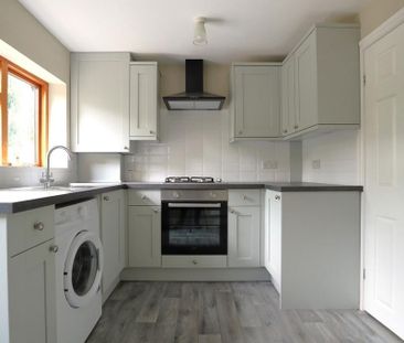 2 bedroom detached house to rent - Photo 4