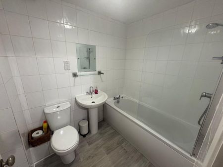 1 bedroom property to rent - Photo 3