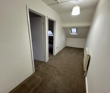 2 bedroom maisonette to rent - Photo 4