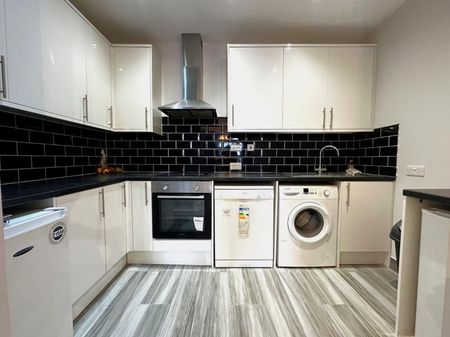 Church Road, Ashford, Surrey,TW15 - Photo 3