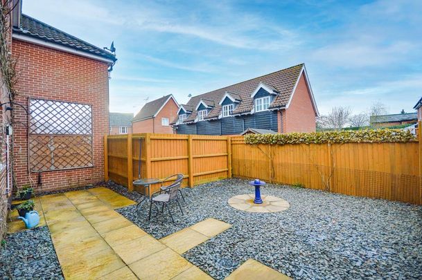 3 bedroom link detached house to rent - Photo 1