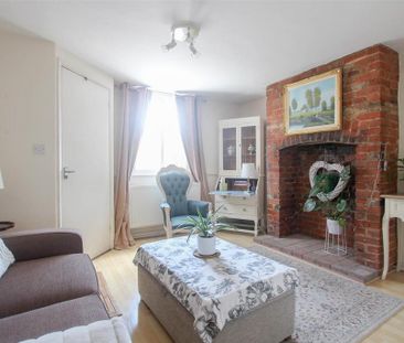 1 bedroom terraced house to rent - Photo 2
