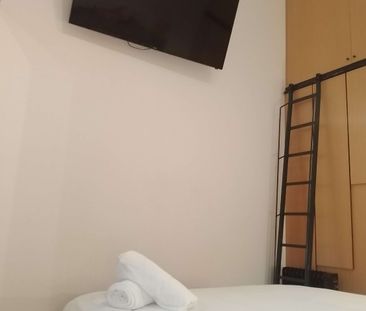 South Yarra - Photo 6