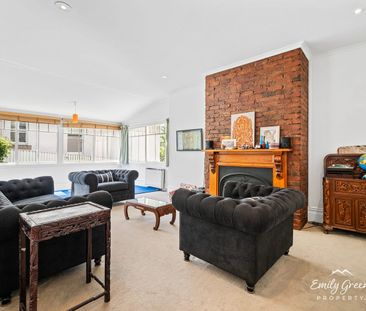 Spacious & Private Family Home Close to CBD and Schools - Photo 5