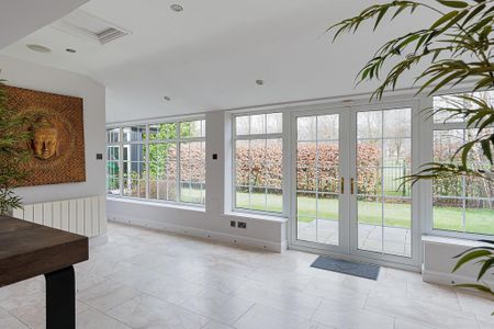 7 bedroom detached house to rent - Photo 4