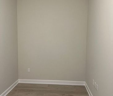 For Lease - 3200 William Coltson Avenue Unit# 103, Oakville, Ontario - Photo 6