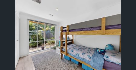 Easy-Care Single-Level With 2 Living Zones - Photo 2