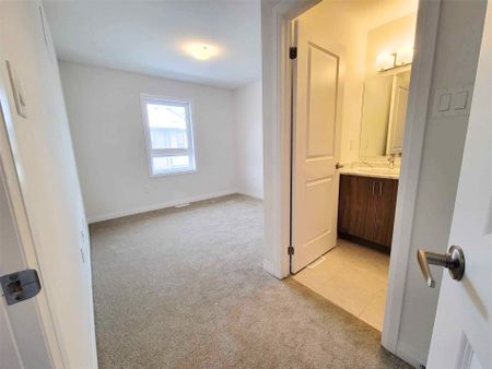 For Lease - 51 Sparrow Avenue Unit# 42, Cambridge, Ontario - Photo 4