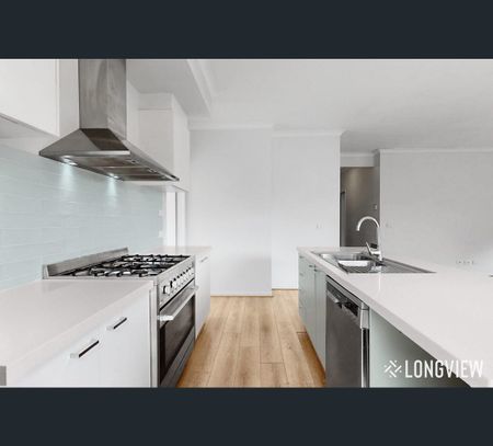7 England Street, Werribee, Vic 3030 - Photo 4