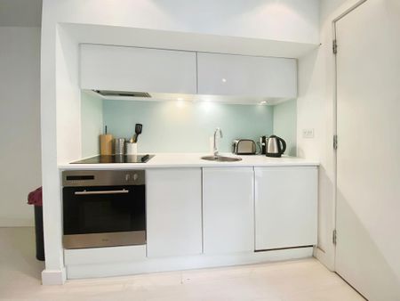 Studio to rent - Photo 5