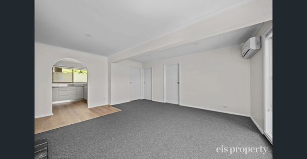 Immaculate Two Bedroom Ground Floor Unit - Photo 1