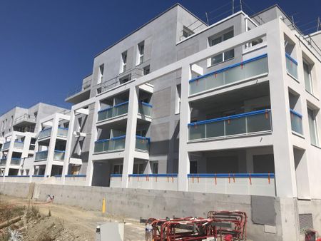 Location Appartement 2 pièces 41m² TRELAZE 49800 - Photo 4