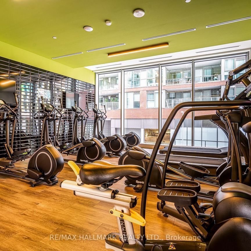 For Lease - 665 Queen Street Unit# 205, Toronto, Ontario - Photo 1