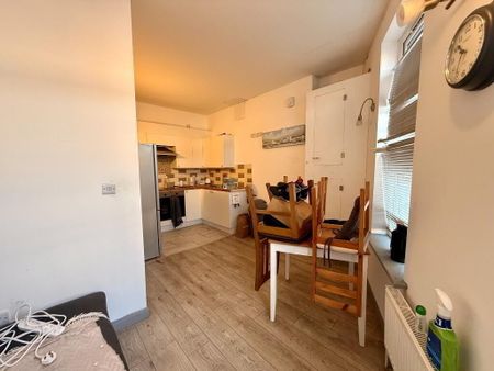 69.2 Holywood Road, Belfast, BT4 3BA - Photo 3