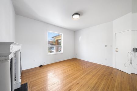 For Lease - 46 Concord Avenue Unit# Main, Toronto, Ontario - Photo 4