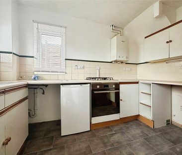 3 bedroom detached house to rent - Photo 5