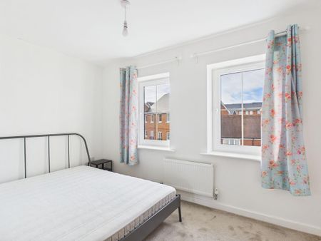 3 bedroom terraced house to rent - Photo 5