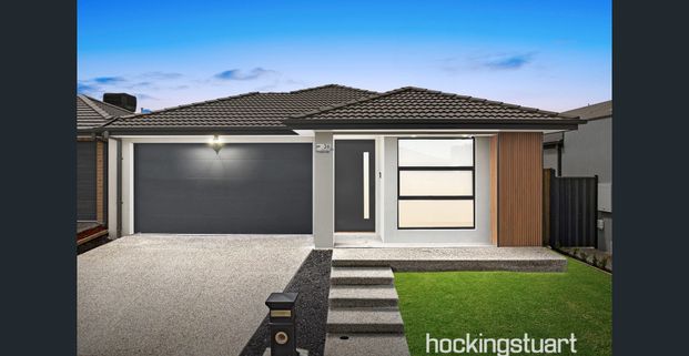 GREAT FAMILY HOME - Photo 1