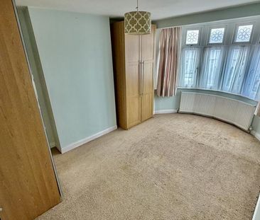 3 bedroom end of terrace house to rent - Photo 4