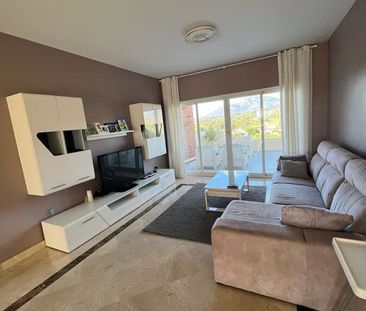 Penthouse in New Golden Mile - Photo 3