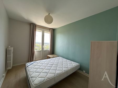 Location Appartement 3 pièces 75m² - Photo 4