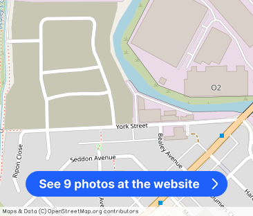 Irwell Vale, Bury, M26 - Photo 1