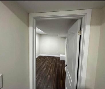 For Lease - 115 Pondcliffe Drive, Kitchener, Ontario - Photo 6