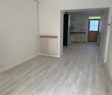 Location Appartement 3 pièces 62m² ST MACAIRE 33490 - Photo 5