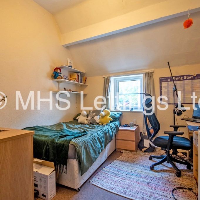 Flat D, Regent Lodge, Leeds, LS6 2DZ - Photo 1