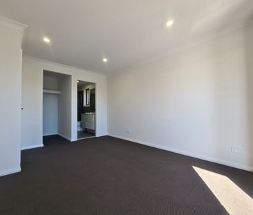 98 Contour Road, 2179, Austral Nsw - Photo 6