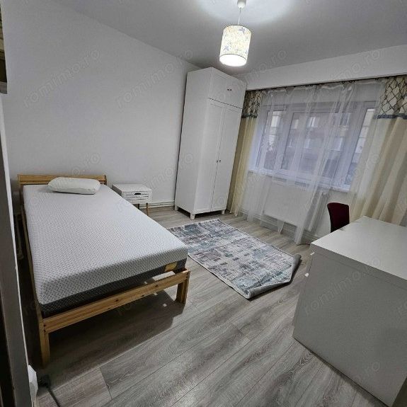 Se inchiriaza garsoniera in zona Tractorul - Fotografie 1