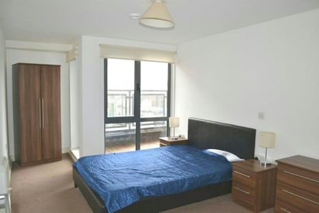 2 Bed Flat, Moss Street, L6 - Photo 2