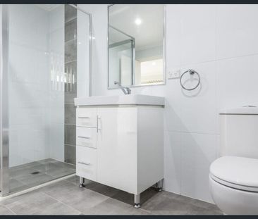 8a Redwood Place, Claremont Meadows, NSW 2747 - Photo 5