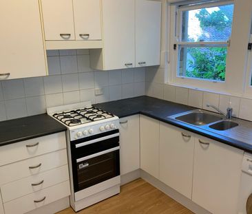 UPDATED TWO BEDROOM APARTMENT - BLOCK ON WATER'S EDGE - Photo 4