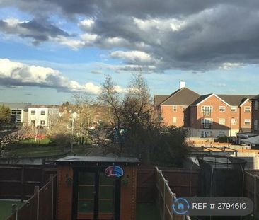 1 bedroom in a house share to rent - Photo 5