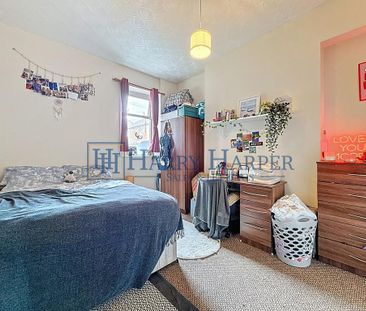 5 bedroom end of terrace house to rent - Photo 6