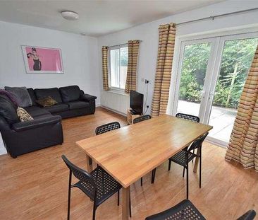 Sparkford Close, SO22 - Photo 2