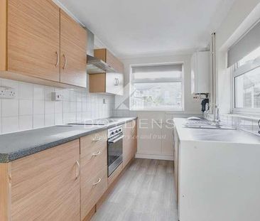 Canterbury Road, Colchester, Essex, CO2 - Photo 4