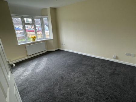2 bedroom detached bungalow to rent - Photo 3