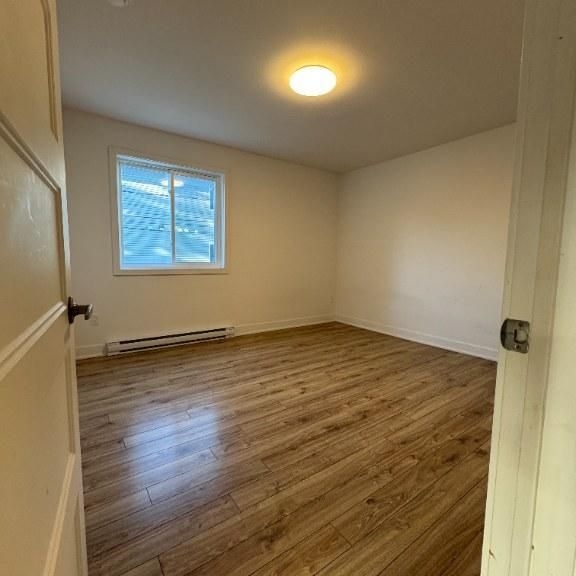 Superbe 4 ½ en promo – + Internet inclus - Photo 1