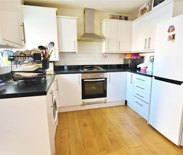 2 bedroom apartment to rent - Photo 6