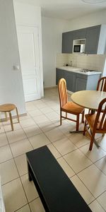 Location Appartement 1 pièce 19m² - Photo 4